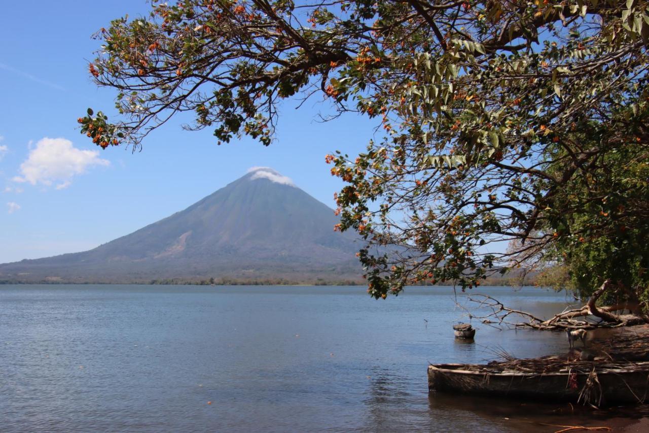 La Sirenita - Ometepe Otel Altagracia Dış mekan fotoğraf